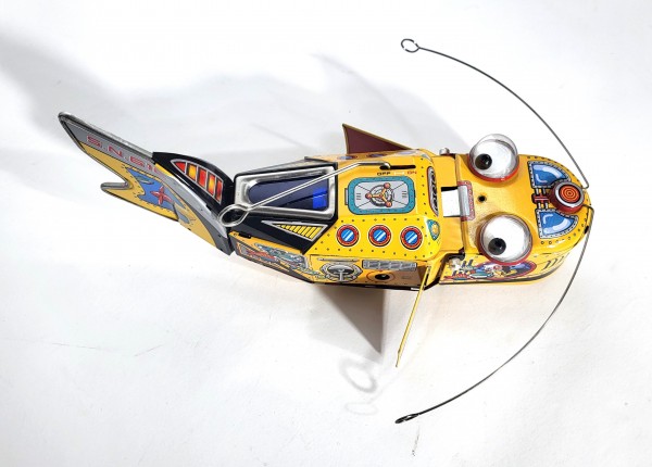 Raumschiff Space Whale gelb