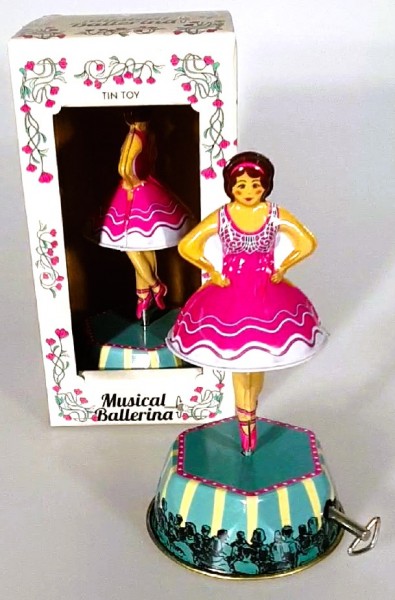 "La Vie en rose" rose-patterned ballerina flats, Made in India