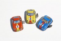 Schlüsselauto 3er Set "1+2+3" aus Blech, Made in India Schlüsselauto 3er Set "1+2+3" aus Blech, Made in India