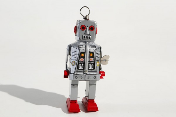 R8 Roboter mit Feuerstein, 20cm, silber, Made in China